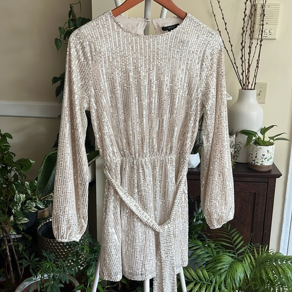 🥂👗✨ Forever21 Sequin Peasant Long-sleeve Mini Dress-S-Champagne-NWT - Picture 7 of 16